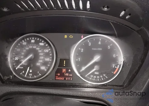 2011 BMW X5 xDrive35I/xDrive35I Premium/xDrive35I Sport Activity z USA, uszkodzony, nr VIN 5UXZV4C59BL741299